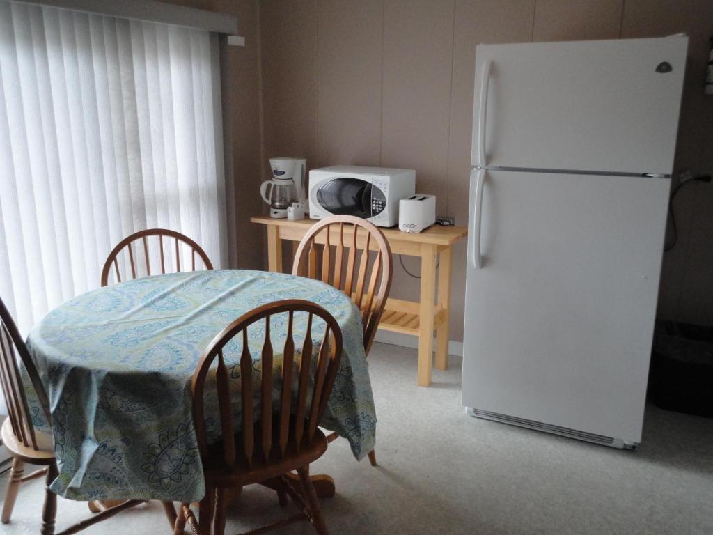 Apple Tree Inn Пентиктон Номер фото